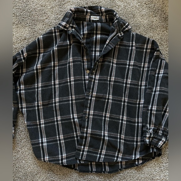 YesStyle Plaid Shacket Gray - Picture 4 of 4